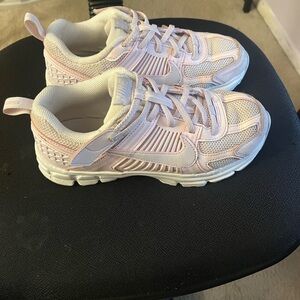 Nike Kids Vomero Light Pink and White Sneakers